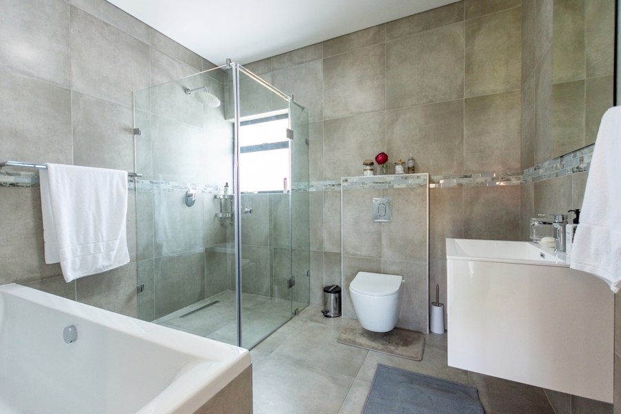 4 Bedroom Property for Sale in Langebaan Country Estate Western Cape